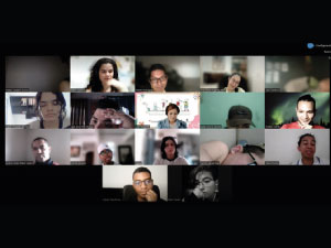 Imagen Estudiantes de Primaria Incluyente compartiendo vía web