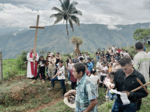Rector de Cibercolegio en Experiencia Ciber de la semana compartiendo con la comunidad