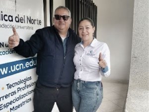 Padre German inaugurando sede Rionegro 