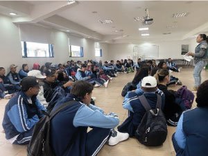 ACOMPAÑAMIENTO DEL PADRE RECTOR CON LIDERES DE PASTORAL Y EVANGELIZACION, CULTURA RECREACION Y DEPORTE, A ESTUDIANTES DEL GRUPO SANTA ROSA DE OSOS.