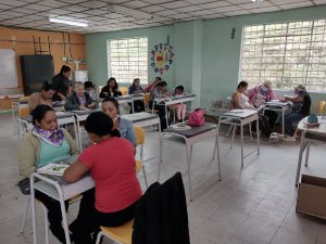 Fotografía de  beneficiarias del proyecto de formación para mujeres jóvenes y adultas5