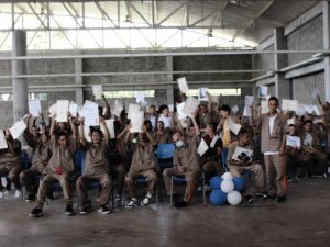 Imagen Grados en el Centro penitenciario El Pesebre