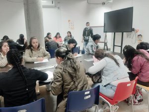 Fotografía de  beneficiarias del proyecto de formación para mujeres jóvenes y adultas7