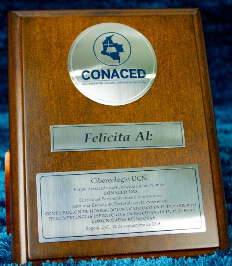 Premio Conaced 2018 al Cibercolegio UCN.