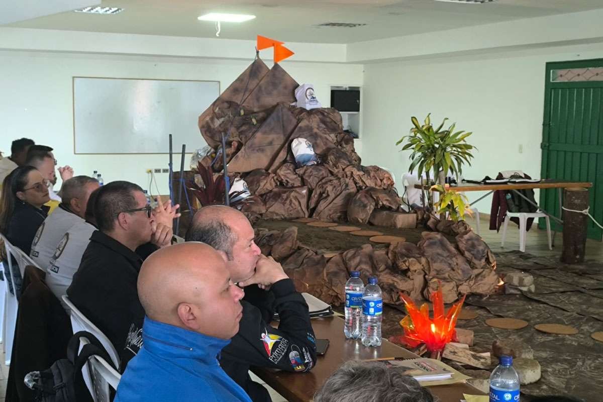 Foto de miembros de la Escuela de Liderazgo de la Católica del Norte.