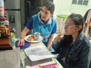 Docente P.I aplicando estartegias DUA