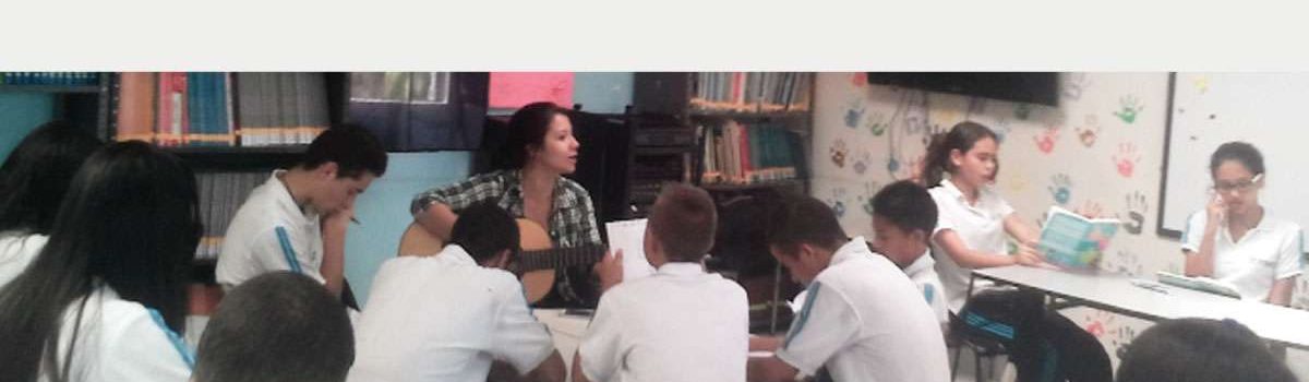 imagen-singing-in-class