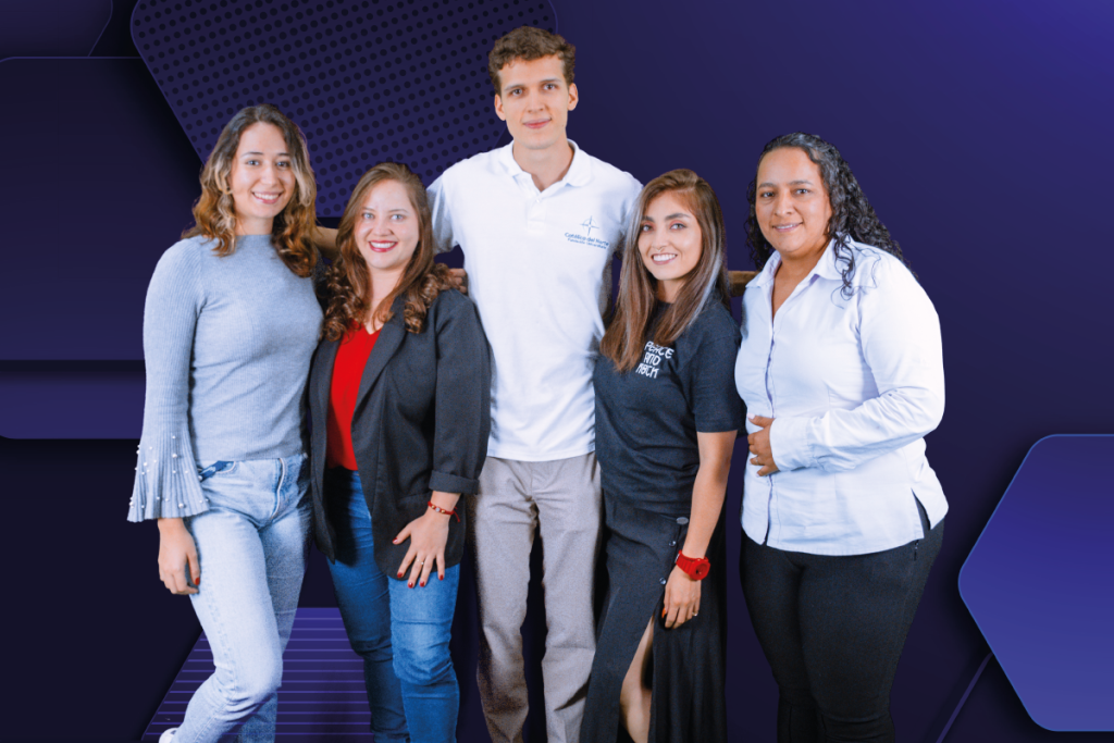Equipo de profesionales del área de Bienestar del Cibercolegio UCN.