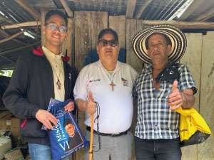 Foto padre German con familia 