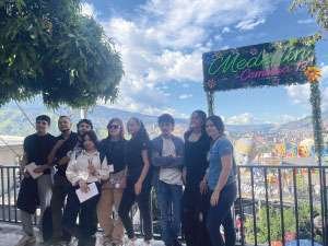 Foto de estudiantes de PI y profes