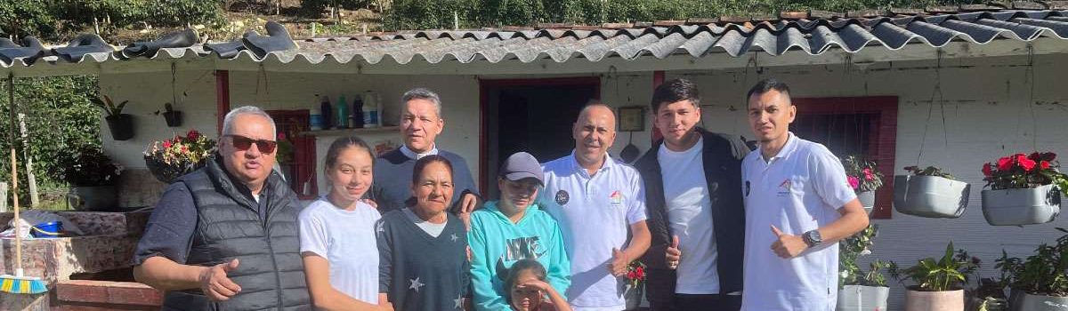 portada-foto-integrantes-de-resilientes