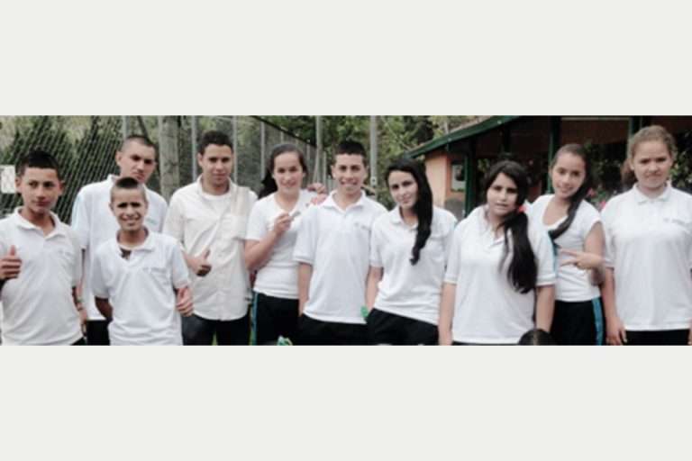 imagen-estudiantes-centro-aprende-i
