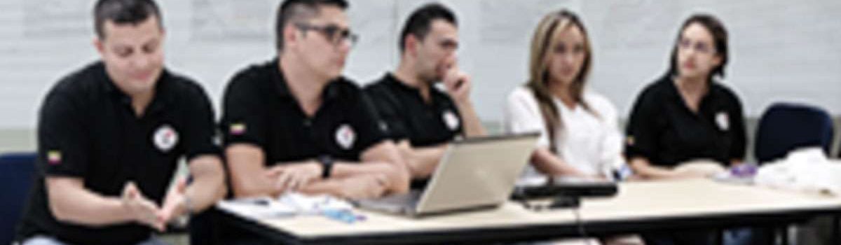 imagen-reunion-equipo-ciber