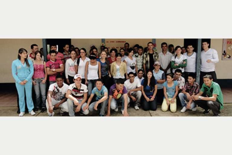 portada_estudiantes_cedeno